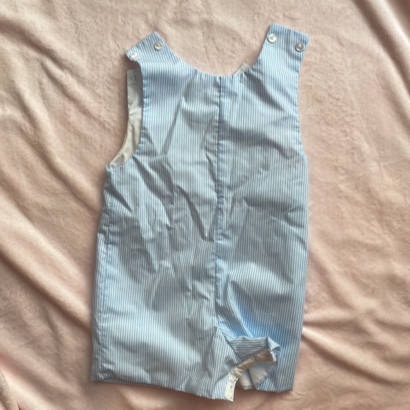 Worn once baby boys Easter smocked outfit - Picture 3 of 3